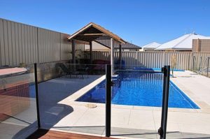 Semi-Frameless-Pool-Fencing-3