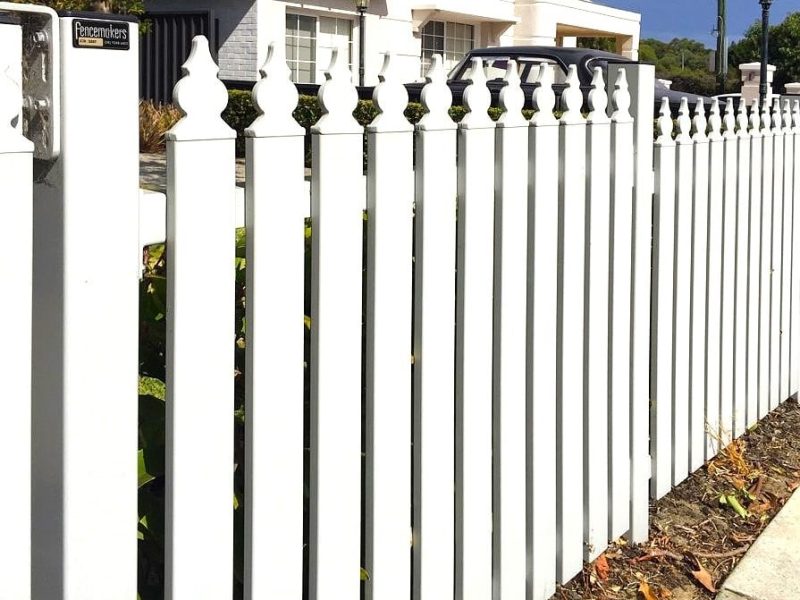 Wood-look aluminium picket fence outside a Perth home